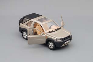 LAND ROVER FREELANDER, BEIGE METALLIC — фото 3