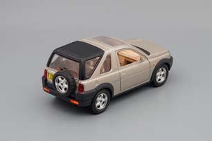 LAND ROVER FREELANDER, BEIGE METALLIC — фото 2