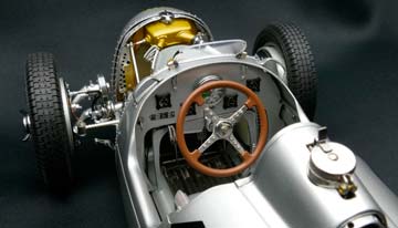 AUTO UNION TYPE C #18 NURBURGRING ROSEMEYER 1936 SILVER LIMITED EDITION 300 PCS. — фото 16