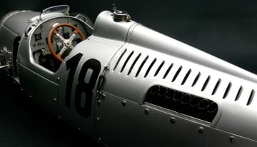 AUTO UNION TYPE C #18 NURBURGRING ROSEMEYER 1936 SILVER LIMITED EDITION 300 PCS. — фото 19