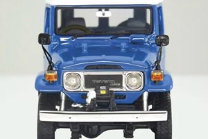 TOYOTA LAND CRUISER FJ40, BLUE / WHITE ROOF — фото 5