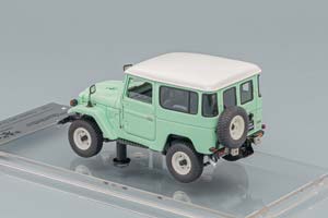 TOYOTA LAND CRUISER 40 SERIES, LIGHT GREEN / WHITE ROOF — фото 5