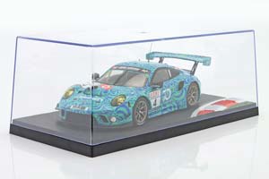 SINGLE COLLECTOR SHOWCASE WITH RACETRACK AND CURB / КОЛЛЕКТОР БОКС РАКЕТРАК КУРБ