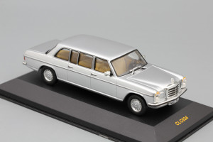 MERCEDES-BENZ 240D LIMOUSINE (1974), SILVER — фото 3