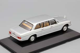MERCEDES-BENZ 240D LIMOUSINE (1974), SILVER — фото 2