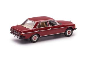 MERCEDES-BENZ 240D (W123) 1976 DARK RED — фото 2
