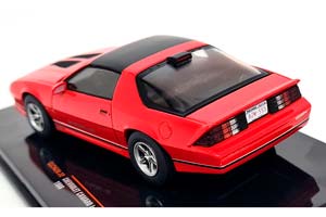 CHEVROLET CAMARO IROC-Z 1986 RED — фото 2