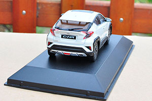 TOYOTA C-HR 2019 WHITE — фото 2