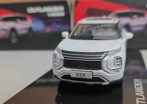 MITSUBISHI OUTLANDER 2023 WHITE / МИЦУБИСИ АУТЛЕНДЕР БЕЛЫЙ — фото 4