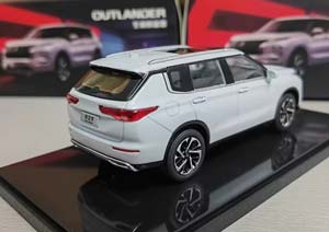 MITSUBISHI OUTLANDER 2023 WHITE / МИЦУБИСИ АУТЛЕНДЕР БЕЛЫЙ — фото 2