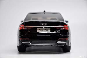 AUDI A6 55TFSI 2024 BLACK / АУДИ А6 ЧЕРНЫЙ (ДЛИНА 28 СМ) СВЕТЯТСЯ ФАРЫ + ЗВУК (БЕЗ УПАКОВКИ - ТОЛЬКО МОДЕЛЬ) — фото 7