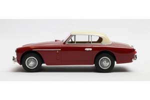 ASTON MARTIN DB2-4 MKII FHC NOTCHBACK 1955 КРАСНЫЙ С БЕЖЕВЫМ — фото 9