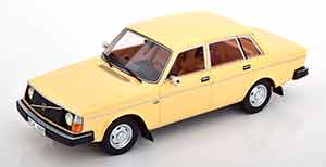 VOLVO 244DL SALOON 1975 CREME