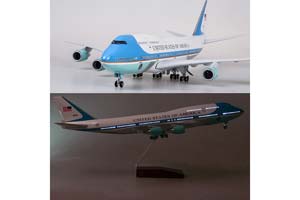 BOEING 747 PRESIDENT OF UNITED STATES / МОДЕЛЬ САМОЛЕТА БОИНГ 747 ПРЕЗИДЕНТА США (С ОСВЕЩЕНИЕМ САЛОНА НА ШАССИ ДЛИНА 46 СМ) — фото 10
