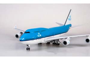 BOEING 747 KLM / МОДЕЛЬ САМОЛЕТА БОИНГ 747 КЛМ (С ОСВЕЩЕНИЕМ САЛОНА НА ШАССИ ДЛИНА 47 СМ) — фото 15