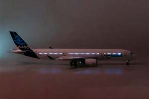 AIRBUS A350 / МОДЕЛЬ САМОЛЕТА A350 ЭЙРБАС (С ОСВЕЩЕНИЕМ САЛОНА НА ШАССИ ДЛИНА 45 СМ) — фото 3