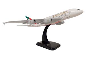 AIRBUS A380 EMIRATES / МОДЕЛЬ САМОЛЕТА A380 ЭЙРБАС ЭМИРЕЙТС (ДЛИНА 20 СМ) — фото 4
