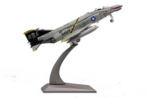 MCDONNELL DOUGLAS F4-С PHANTOM JOLLY ROGERS FLAG / МОДЕЛЬ САМОЛЕТА Ф4 ФАНТОМ С ПИРАТСКИМ ФЛАГОМ ВЕСЕЛЫЙ РОДЖЕР — фото 7