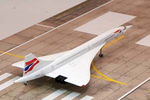 CONCORDE BRITISH AIRWAYS / МОДЕЛЬ САМОЛЕТА КОНКОРД БРИТИШ ЭРВЕЙС (ДЛИНА 30 СМ) — фото 7