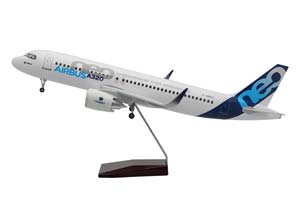AIRBUS A320 NEO / МОДЕЛЬ САМОЛЕТА ЭЙРБАС 320 НЭО (С ОСВЕЩЕНИЕМ САЛОНА ДЛИНА 47 СМ) — фото 4