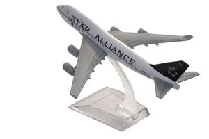 BOEING 747 THAI STAR ALLIANCE / МОДЕЛЬ САМОЛЕТА БОИНГ 747 ТАЙСКИЕ АВИАЛИНИИ  (ДЛИНА 16 СМ) — фото 4