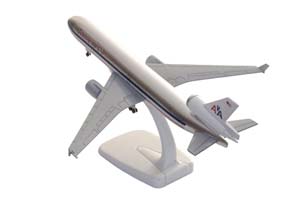 MCDONELL DOUGLAS MD11 AMERICAN AIRLINES / МОДЕЛЬ САМОЛЕТА МАКДОНЕЛ ДУГЛАС МД11  (ДЛИНА 20 СМ) — фото 4