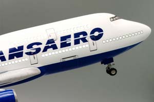 BOEING 747 TRANSAERO (47 CM LONG) / МОДЕЛЬ САМОЛЕТА БОИНГ 747 ТРАНСАЭРО С ПОДСВЕТКОЙ ИЛЛЮМИНАТОРОВ (ДЛИНА 47 СМ) — фото 6