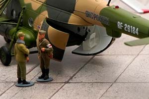 МИЛЬ-8 БОЕВОЙ ВЕРТОЛЕТ ВКС РОССИИ 1960-2024 (ДЛИНА МОДЕЛИ 50 СМ) — фото 5