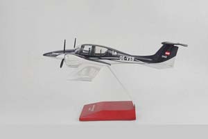 DIAMOND DA62 BUSINESS JET AUSTRIA 2015 / ДАЙМОНД ДА62 БИЗНЕС ДЖЕТ  (ДЛИНА 30 СМ) — фото 4