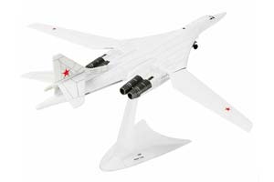 ТУПОЛЕВ-160 МЕЖКОНТИНЕНТАЛЬНЫЙ СВЕРХЗВУКОВОЙ СТРАТЕГИЧЕСКИЙ БОМБАРДИРОВЩИК-РАКЕТОНОСЕЦ 1981 (НА ШАССИ/ИЗМЕНЯЕТСЯ ГЕОМЕТРИЯ КРЫЛА) — фото 2