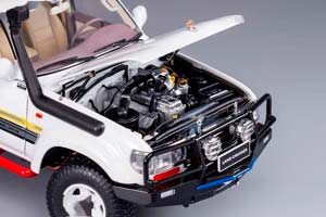 TOYOTA LAND CRUISER 80 ADVENTURE (1990-1997) WHITE / ТОЙОТА ЛЭНДКРУЗЕР 80 (С ЛЕСТНИЦЕЙ И БАГАЖНИКОМ) БЕЛЫЙ — фото 6