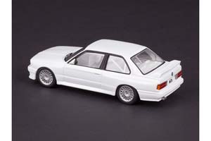 BMW M3 E30 SPORT EVOLUTION DTM PLAIN BODY VERSION БЕЛЫЙ — фото 4