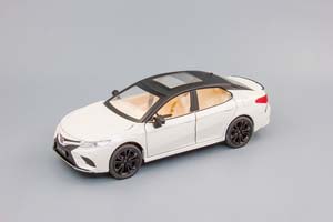 TOYOTA CAMRY SPORT, БЕЛЫЙ