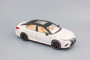 TOYOTA CAMRY SPORT, БЕЛЫЙ — фото 2