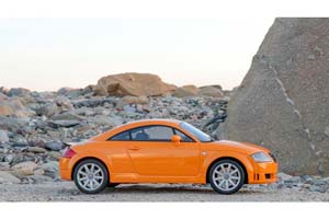 AUDI TT 3.2 COUPE 1998 YELLOW — фото 15