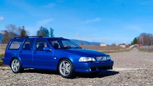 VOLVO V70 R 1999, LASER BLUE — фото 11