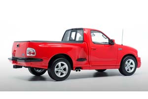 FORD F-150 SVT LIGHTNING 2003 VERMILION RED: 399 PCS — фото 3