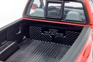 FORD F-150 SVT LIGHTNING 2003 VERMILION RED: 399 PCS — фото 4