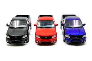 FORD F-150 SVT LIGHTNING 2003 VERMILION RED: 399 PCS — фото 7