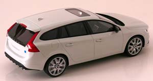VOLVO V60 T6 AWD POLESTAR 2016, WHITE METALLIC — фото 2