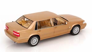 VOLVO S90 ROYAL 1998, GOLD METALLIC — фото 2