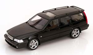 VOLVO V70 R ESTATE, BLACK