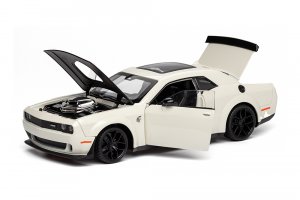 DODGE CHALLENGER SRT HELLCAT WIDEBODY 2023 WHITE / ДОДЖ ЧЕЛЕНДЖЕР БЕЛЫЙ (ДЛИНА 25 СМ БЕЗ КОРОБКИ) — фото 3