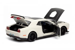 DODGE CHALLENGER SRT HELLCAT WIDEBODY 2023 WHITE / ДОДЖ ЧЕЛЕНДЖЕР БЕЛЫЙ (ДЛИНА 25 СМ БЕЗ КОРОБКИ) — фото 4