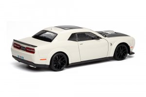 DODGE CHALLENGER SRT HELLCAT WIDEBODY 2023 WHITE / ДОДЖ ЧЕЛЕНДЖЕР БЕЛЫЙ (ДЛИНА 25 СМ БЕЗ КОРОБКИ) — фото 2