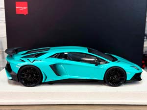 LAMBORGHINI AVENTADOR LP750-4 SV 2015 PEARL MINT GREEN / ЛАМБОРГИНИ АВЕНТАДОР LP750 4 SV ПЕРЛАМУТРОВЫЙ МЯТНО-ЗЕЛЕНЫЙ (ЛИМИТ 23/50) — фото 4