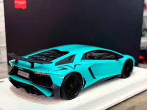 LAMBORGHINI AVENTADOR LP750-4 SV 2015 PEARL MINT GREEN / ЛАМБОРГИНИ АВЕНТАДОР LP750 4 SV ПЕРЛАМУТРОВЫЙ МЯТНО-ЗЕЛЕНЫЙ (ЛИМИТ 23/50) — фото 5