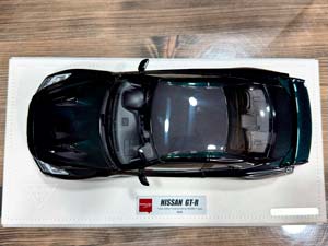 NISSAN GT-R TRACK EDITION ENGINEERED BY NISMO T-SPEC 2024 MIDNIGHT PURPLE / НИССАН GT-R ТРЕКОВАЯ ВЕРСИЯ РАЗРАБОТАНО NISMO T-SPEC ПОЛУНОЧНЫЙ ФИОЛЕТОВЫЙ — фото 9