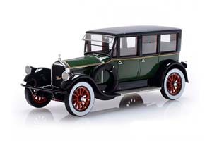 PIERCE ARROW MODEL 32 7-SEAT LIMOUSINE 1920 GREEN/BLACK
