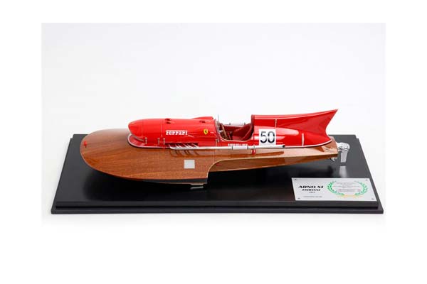TIMOSSI FERRARI ARNO XI 1953 MOTORBOAT 1/18 SCALE NANDO DELL ORTO / ФЕРРАРИ ТИМОССИ АРНО КСИ 1953 МОТОРБОАТ 1 18 НАНДО ДЕЛЛ 1:18 — фото 3